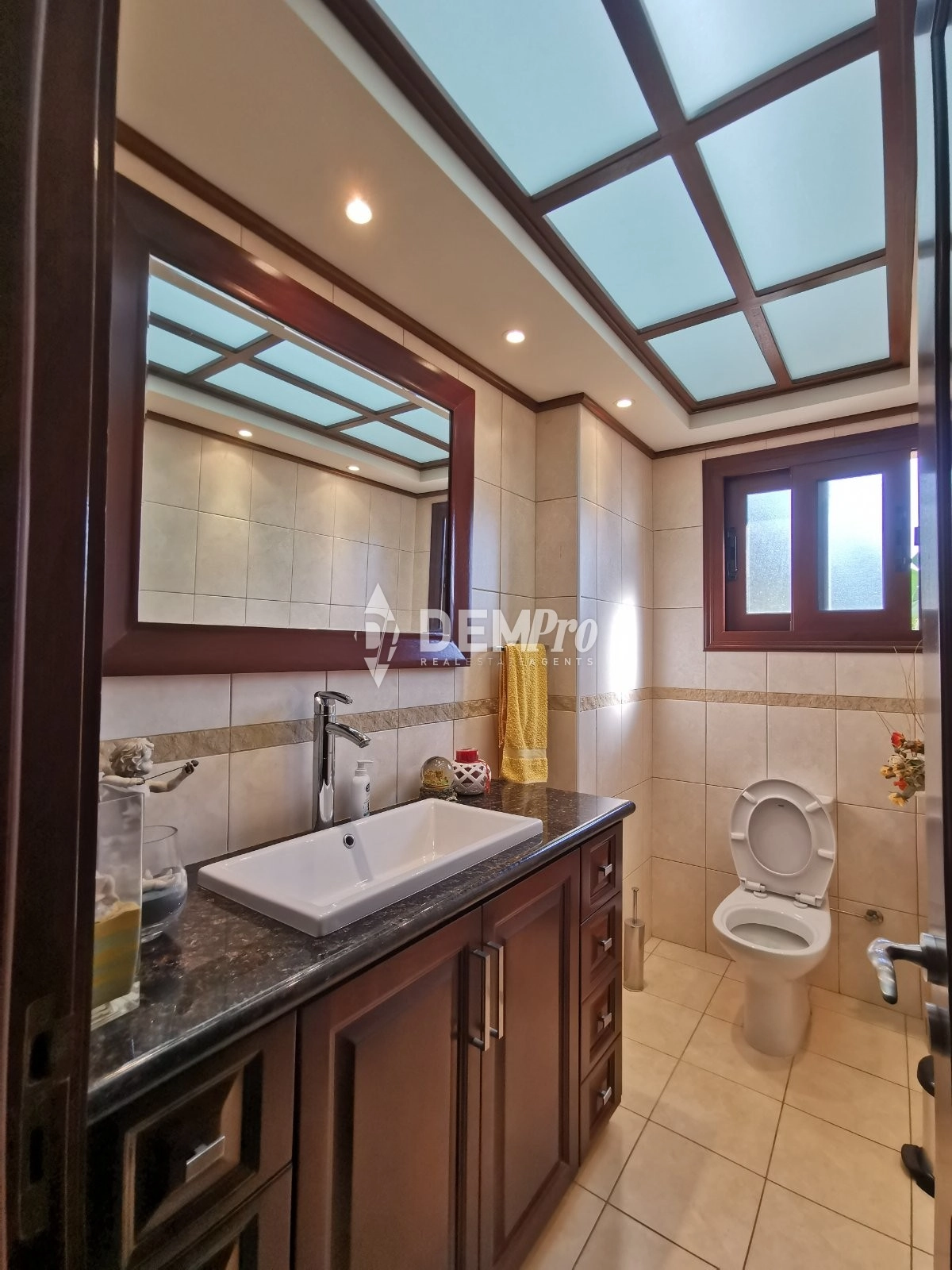 4 Bedroom House for Sale in Paphos – Emba