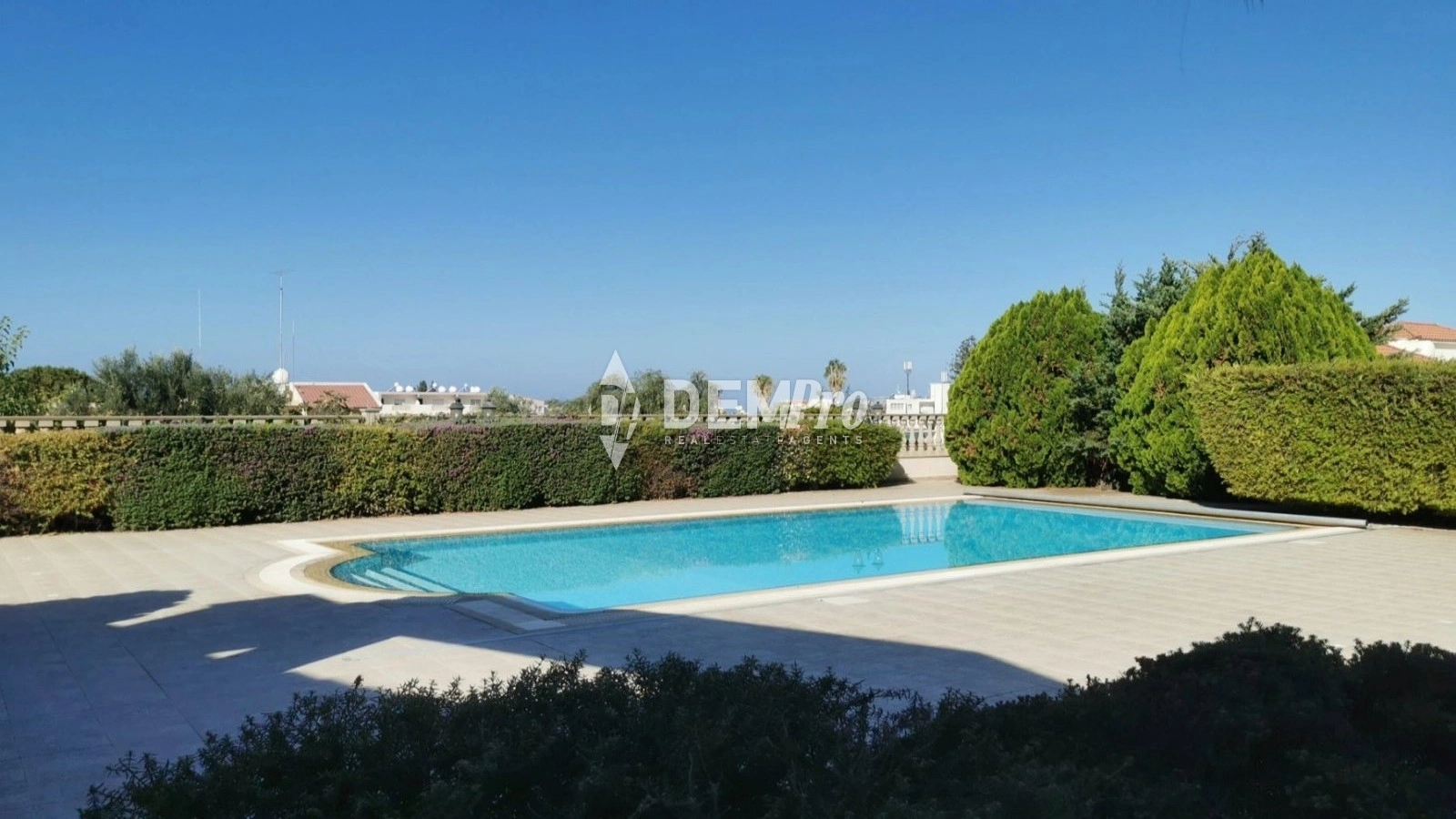 4 Bedroom House for Sale in Paphos – Emba