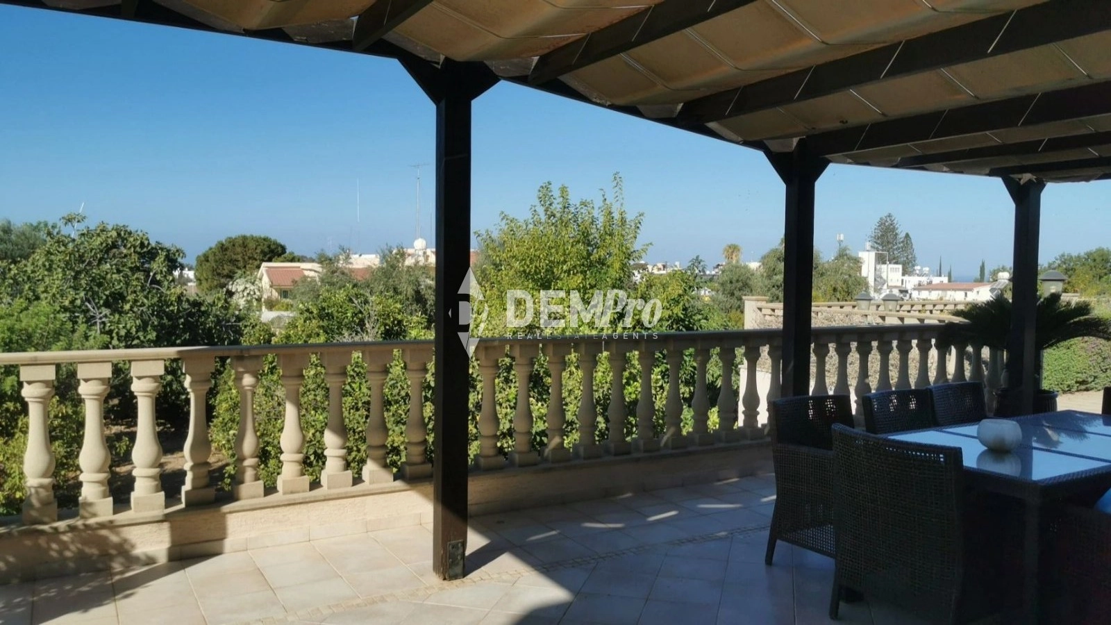 4 Bedroom House for Sale in Paphos – Emba