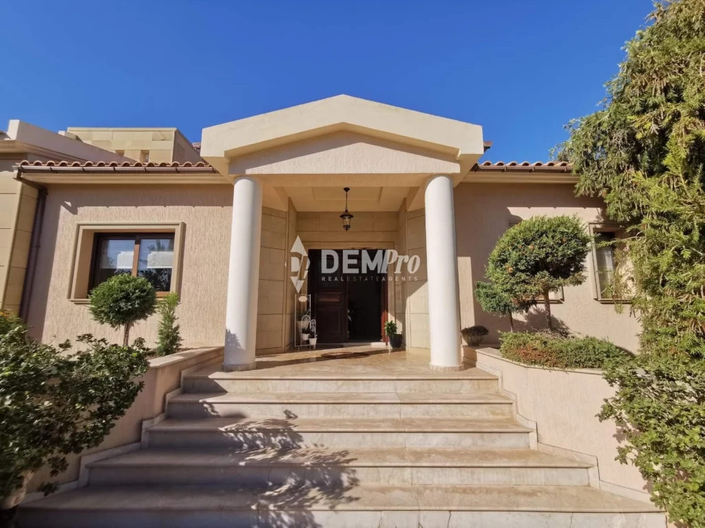 4 Bedroom House for Sale in Paphos – Emba