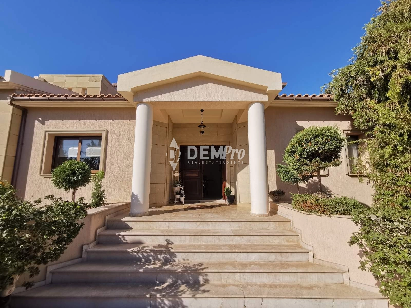 4 Bedroom House for Sale in Paphos – Emba