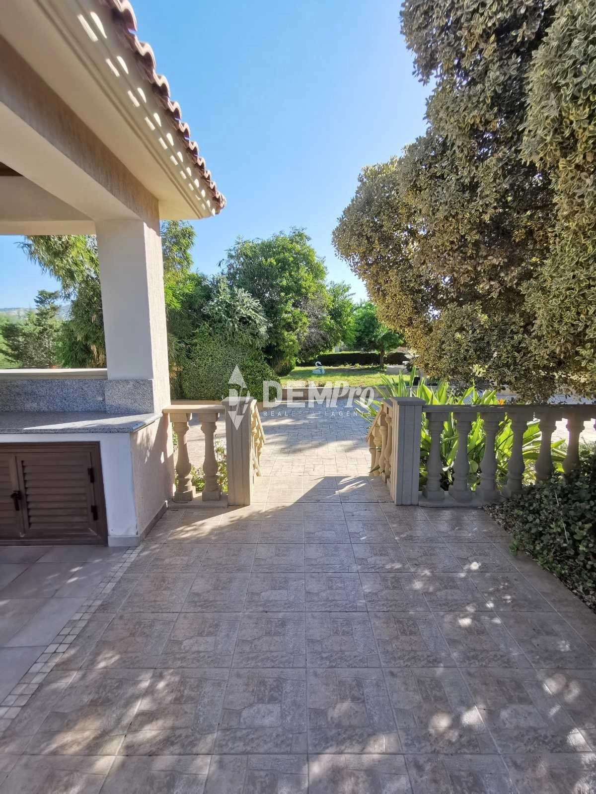 4 Bedroom House for Sale in Paphos – Emba