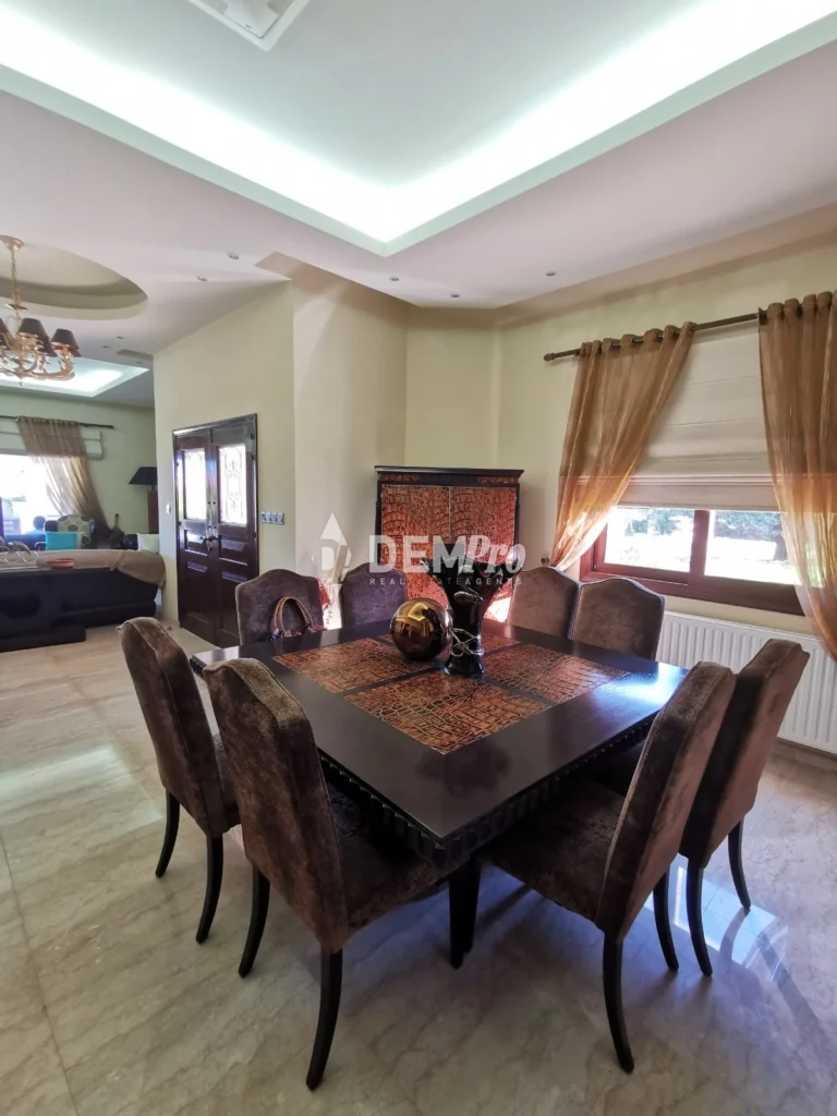 4 Bedroom House for Sale in Paphos – Emba