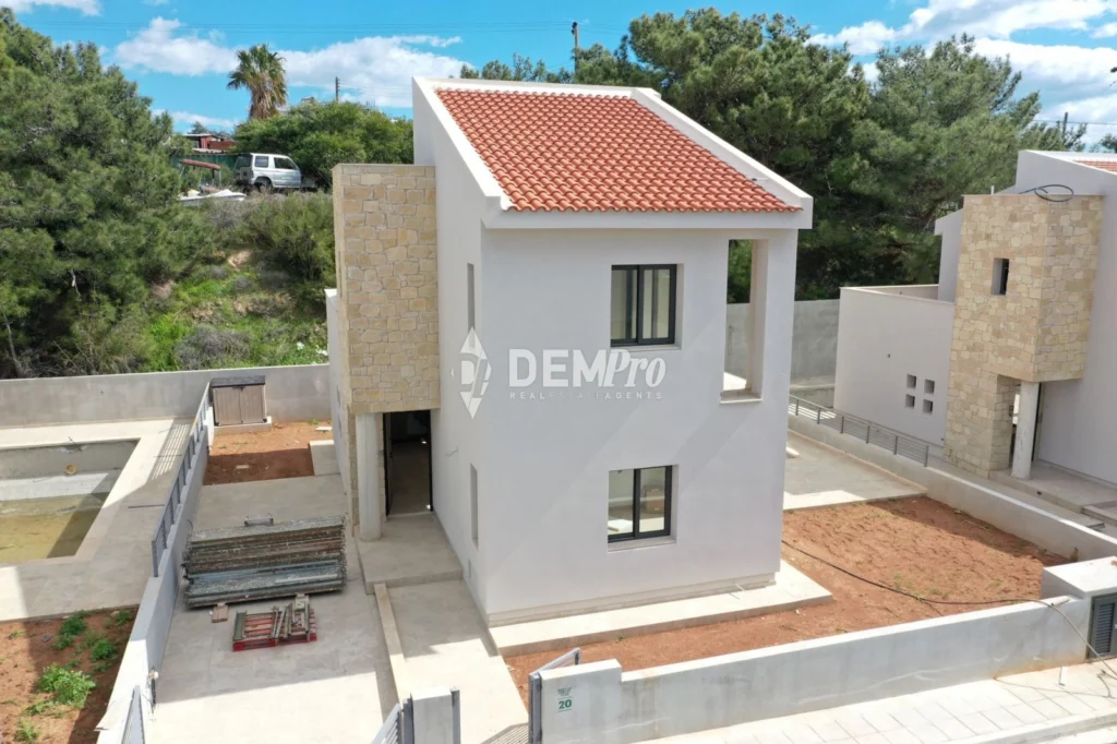3 Bedroom House for Sale in Kouklia, Paphos District