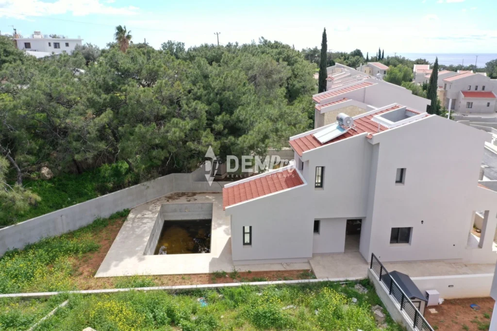 3 Bedroom House for Sale in Kouklia, Paphos District
