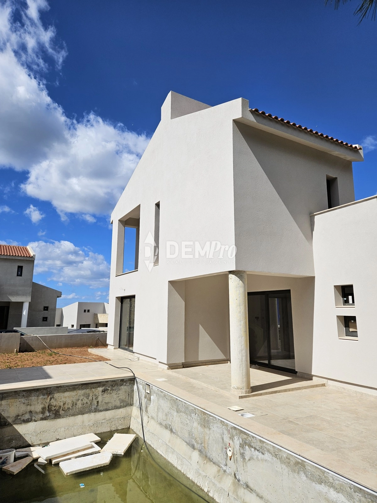 2 Bedroom House for Sale in Kouklia, Paphos District