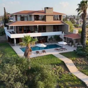 5 Bedroom House for Sale in Engomi, Nicosia District