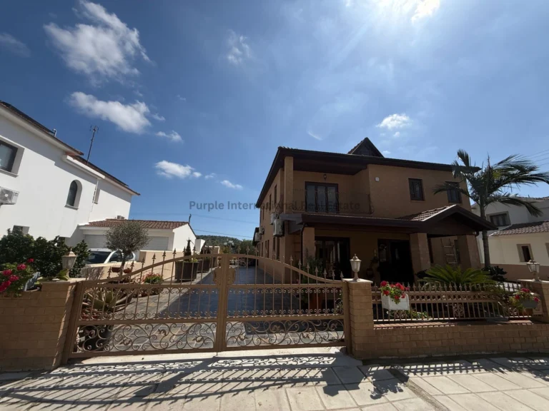 Cheap Houses and Villas for Sale Larnaca up to 600000 euro