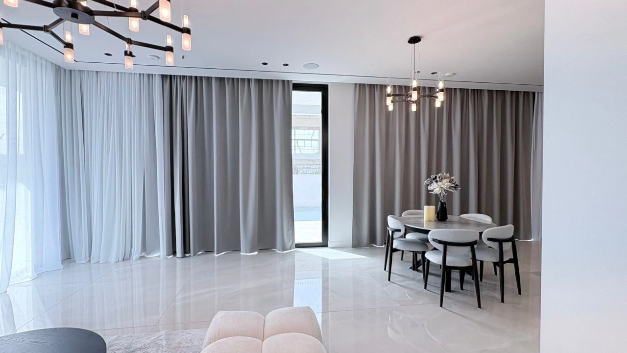 6+ Bedroom House for Sale in Agios Tychonas, Limassol District