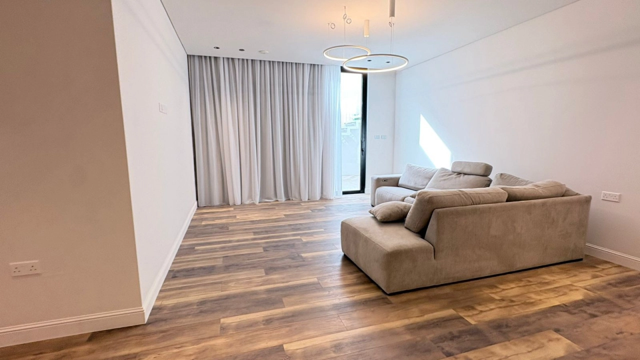 6+ Bedroom House for Sale in Agios Tychonas, Limassol District
