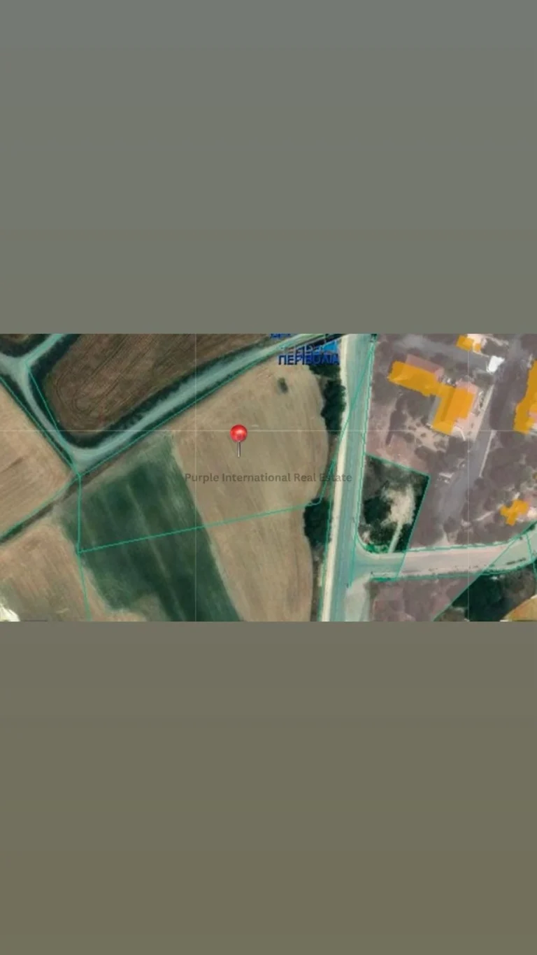 8,084m² Plot for Sale in Pervolia Larnacas
