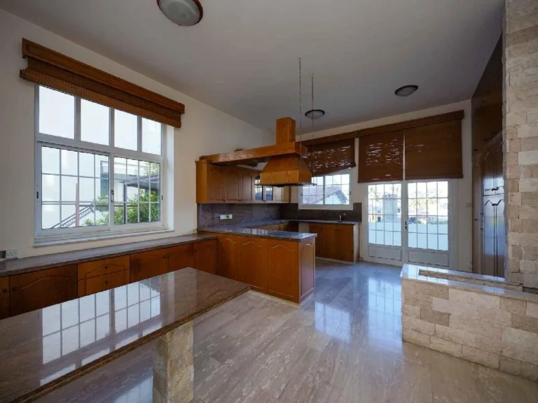 Cheap Houses and Villas for Sale Nicosia up to 500000 euro