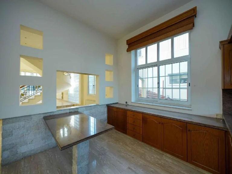 Cheap Houses and Villas for Sale Nicosia up to 500000 euro