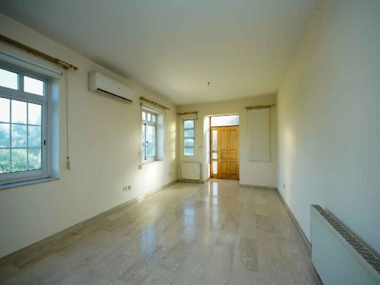 Cheap Houses and Villas for Sale Nicosia up to 500000 euro