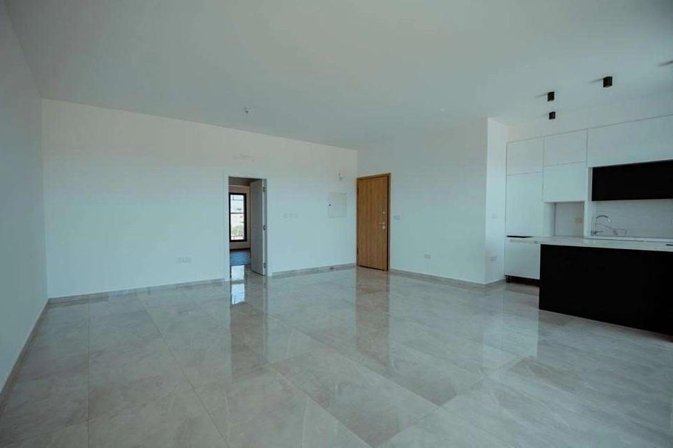 1025m² Building for Sale in Limassol – Zakaki