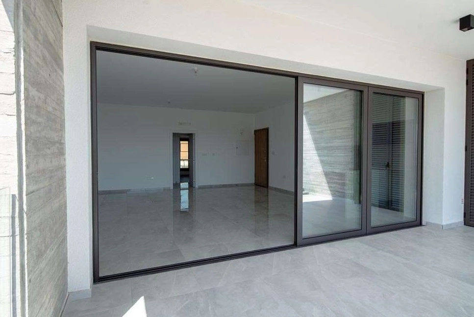 1025m² Building for Sale in Limassol – Zakaki