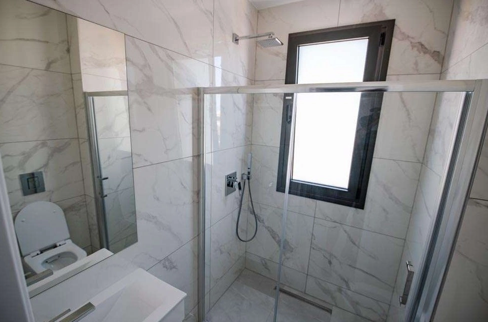 1025m² Building for Sale in Limassol – Zakaki