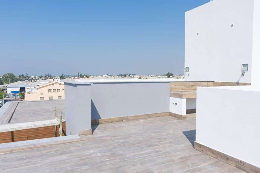 1025m² Building for Sale in Limassol – Zakaki
