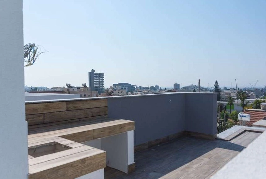 1025m² Building for Sale in Limassol – Zakaki