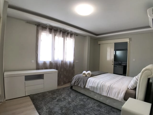 6+ Bedroom House for Sale in Limassol District