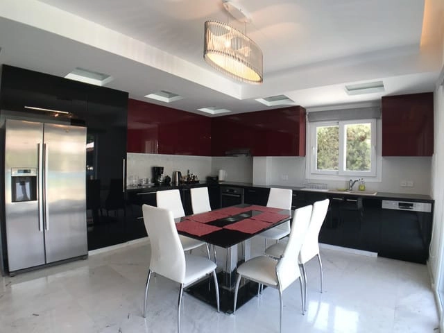 6+ Bedroom House for Sale in Limassol District
