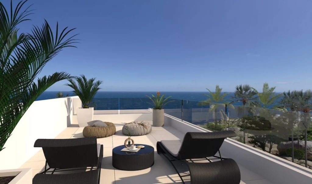 6+ Bedroom House for Sale in Kissonerga, Paphos District