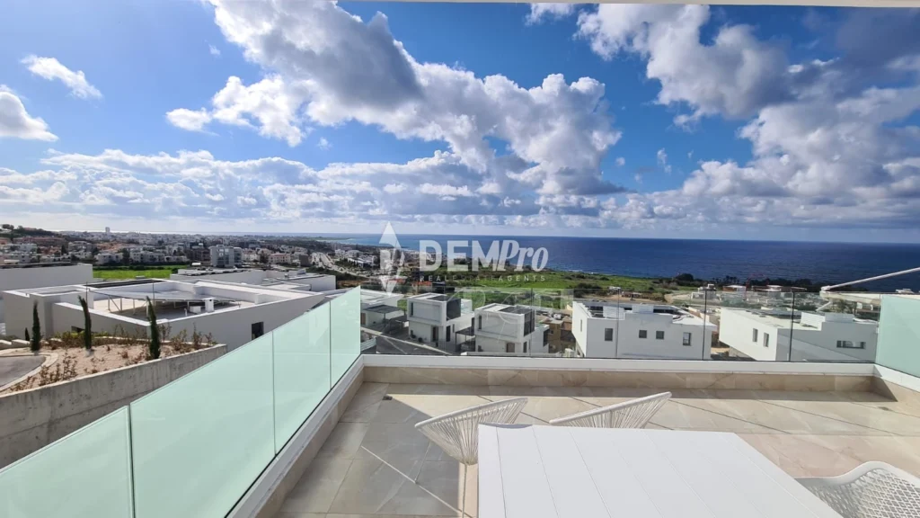 3 Bedroom House for Sale in Chlorakas, Paphos District