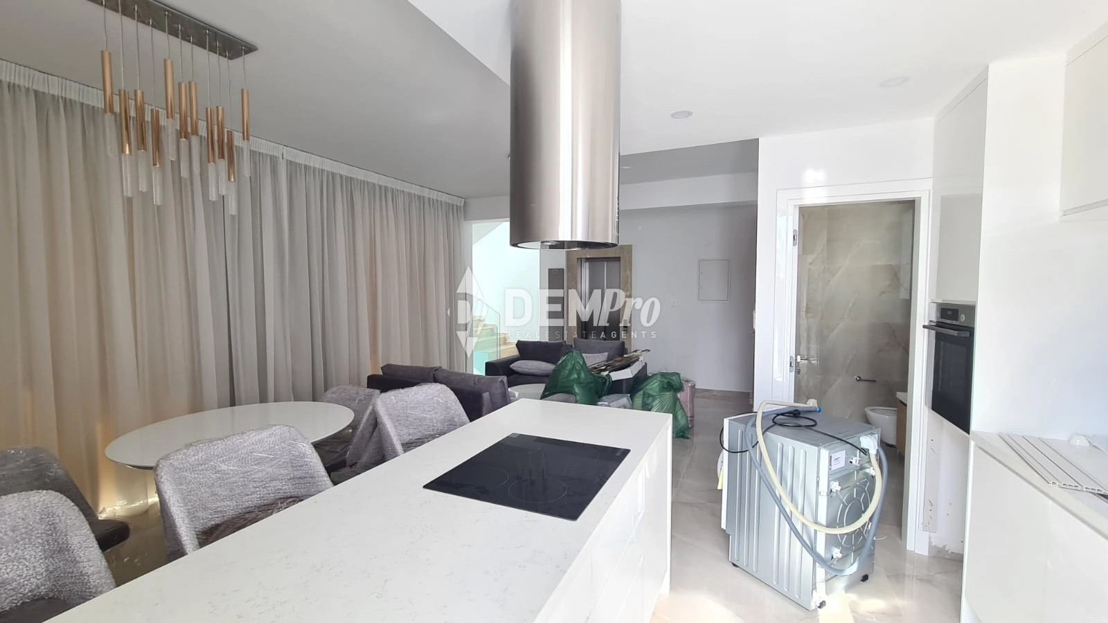 3 Bedroom House for Sale in Chlorakas, Paphos District