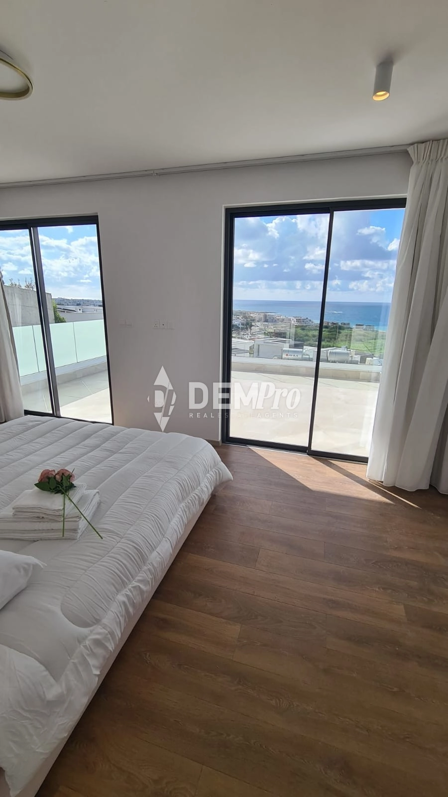 3 Bedroom House for Sale in Chlorakas, Paphos District