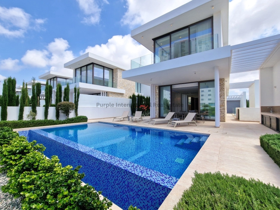 5 Bedroom House for Sale in Kato Paphos