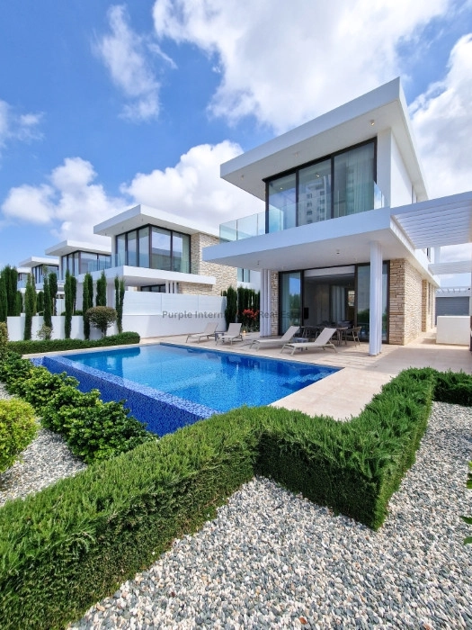 5 Bedroom House for Sale in Kato Paphos