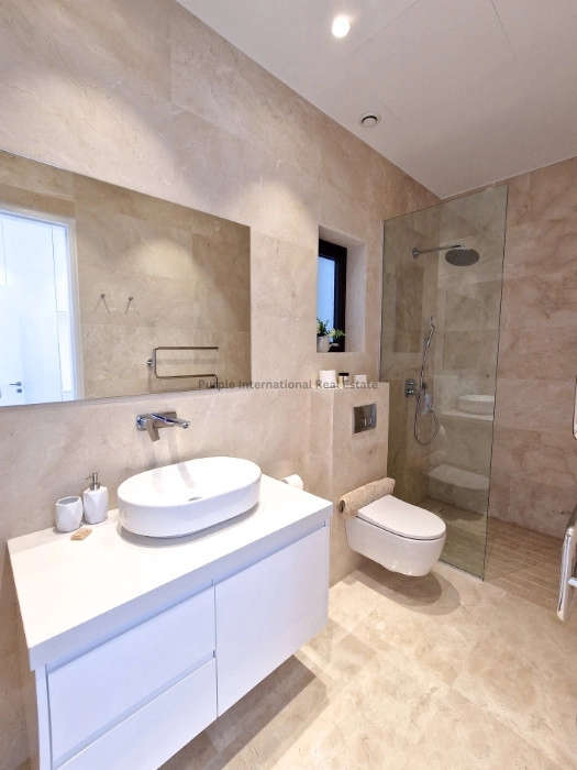 5 Bedroom House for Sale in Kato Paphos