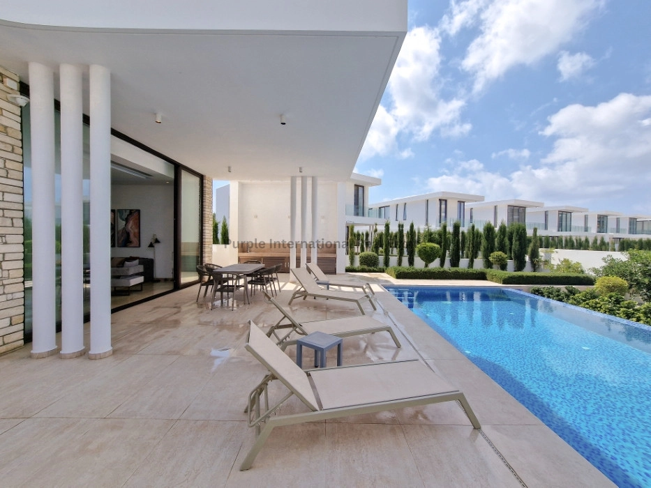 5 Bedroom House for Sale in Kato Paphos
