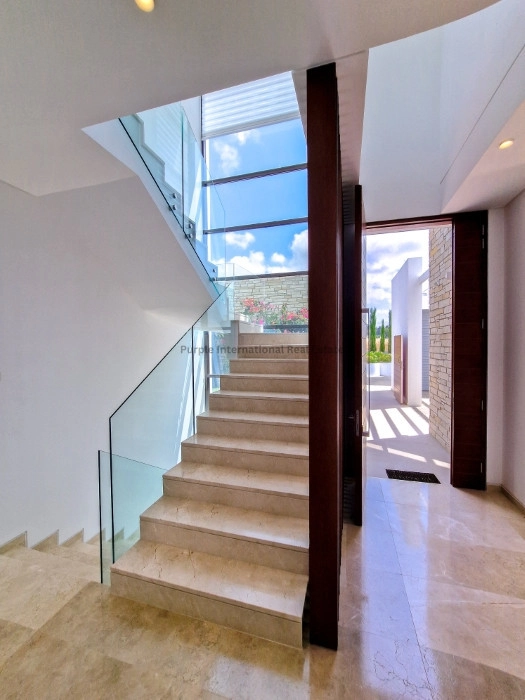 5 Bedroom House for Sale in Kato Paphos