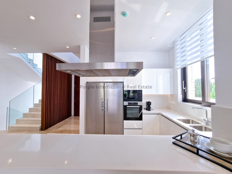 5 Bedroom House for Sale in Kato Paphos