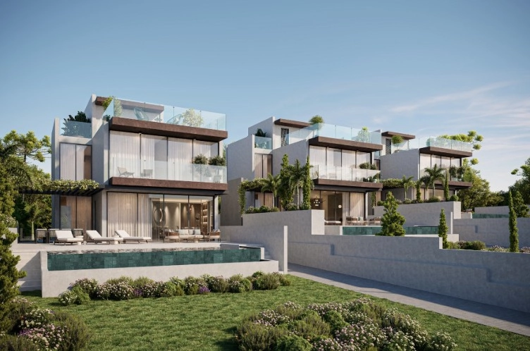 5 Bedroom House for Sale in Coral Bay, Paphos District
