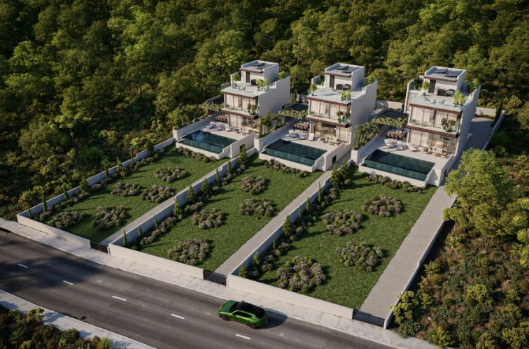 5 Bedroom House for Sale in Coral Bay, Paphos District