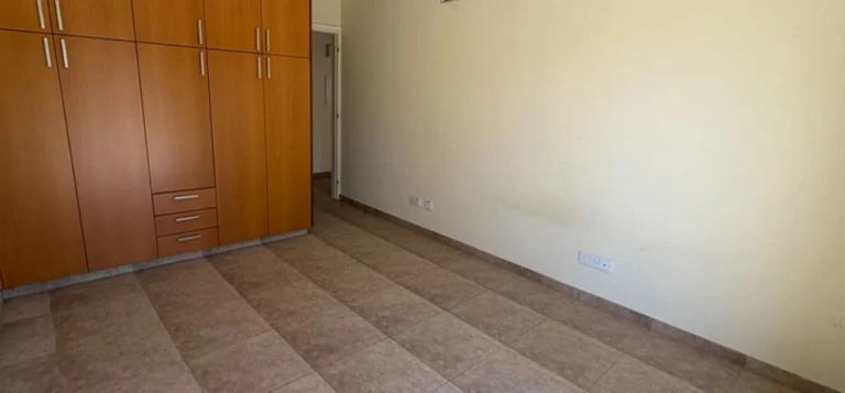 Cheap Houses and Villas for Sale Limassol up to 500000 euro