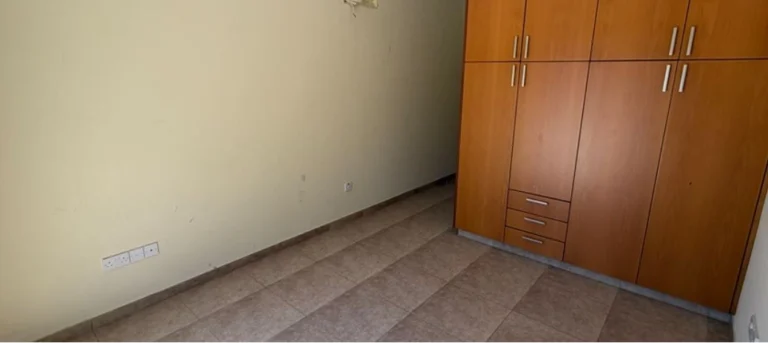Cheap Houses and Villas for Sale Limassol up to 500000 euro