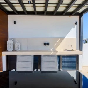 2 Bedroom Apartment for Sale in Paphos – Universal