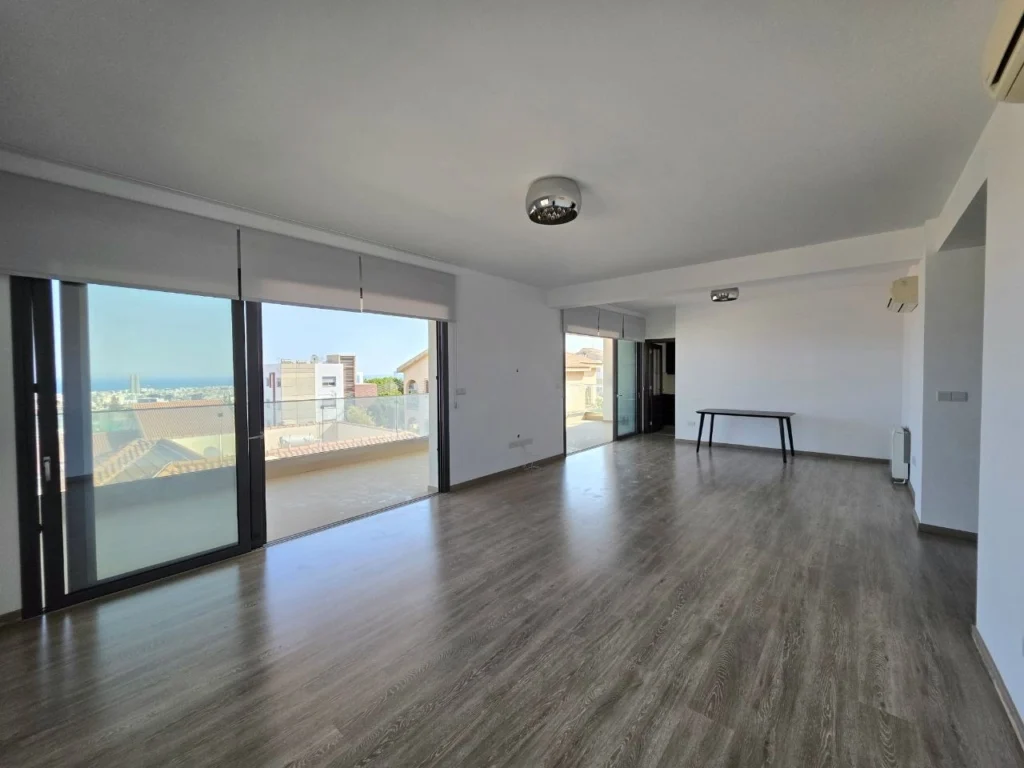 192m² Office for Rent in Limassol – Panthea