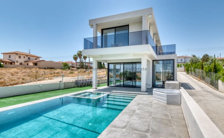 Cheap Houses and Villas for Sale Larnaca up to 900000 euro