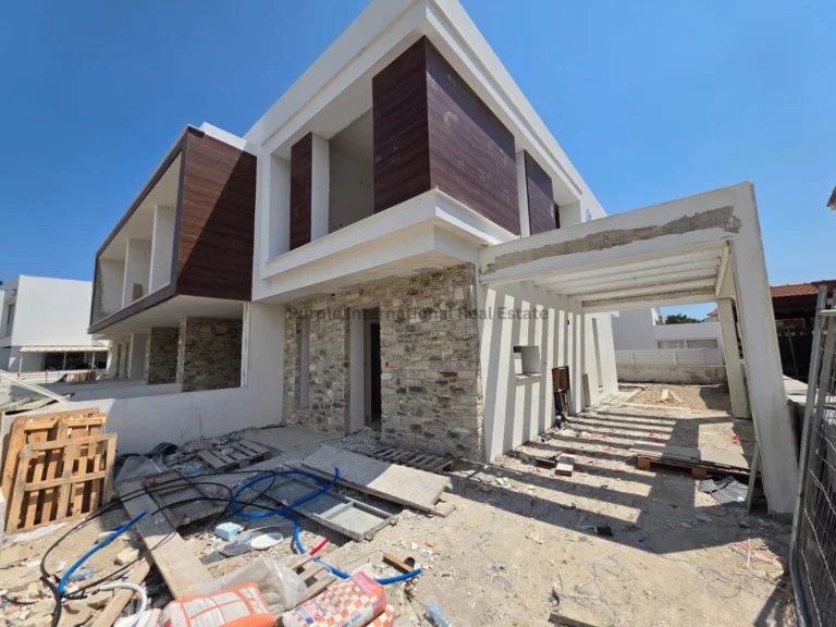 Cheap Houses and Villas for Sale Larnaca up to 300000 euro