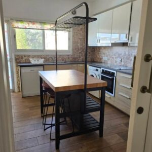 3 Bedroom Apartment for Rent in Agios Tychonas, Limassol District