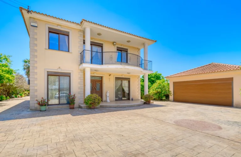 Cheap Houses and Villas for Sale Larnaca up to 1000000 euro