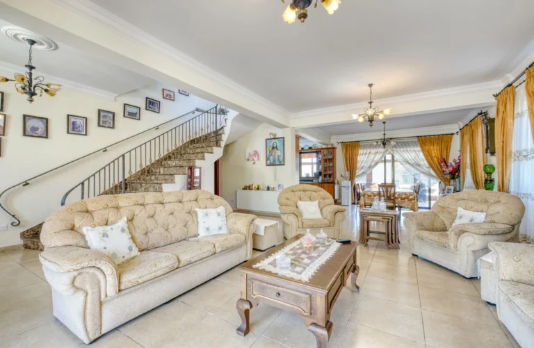 Cheap Houses and Villas for Sale Larnaca up to 1000000 euro