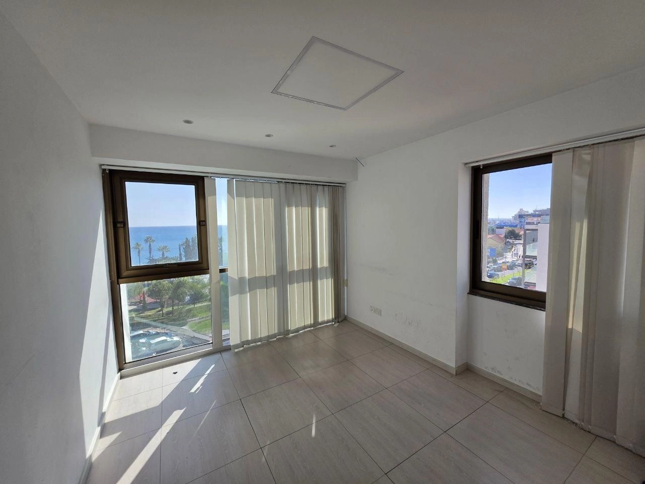 130m² Office for Sale