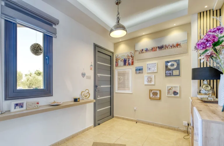 Cheap Houses and Villas for Sale Famagusta up to 400000 euro