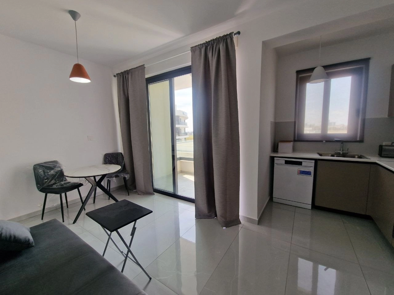1 Bedroom Apartment for Rent