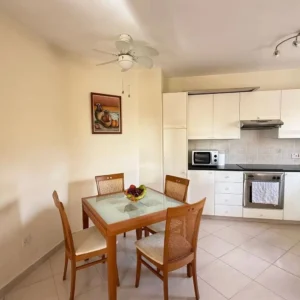 2 Bedroom Apartment for Sale in Paphos – Universal